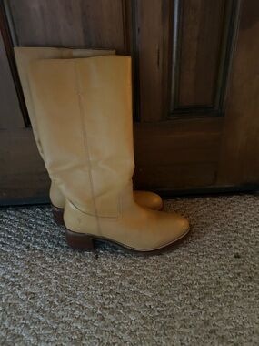 Womens Tall Leather Knee-High Boots in Tan